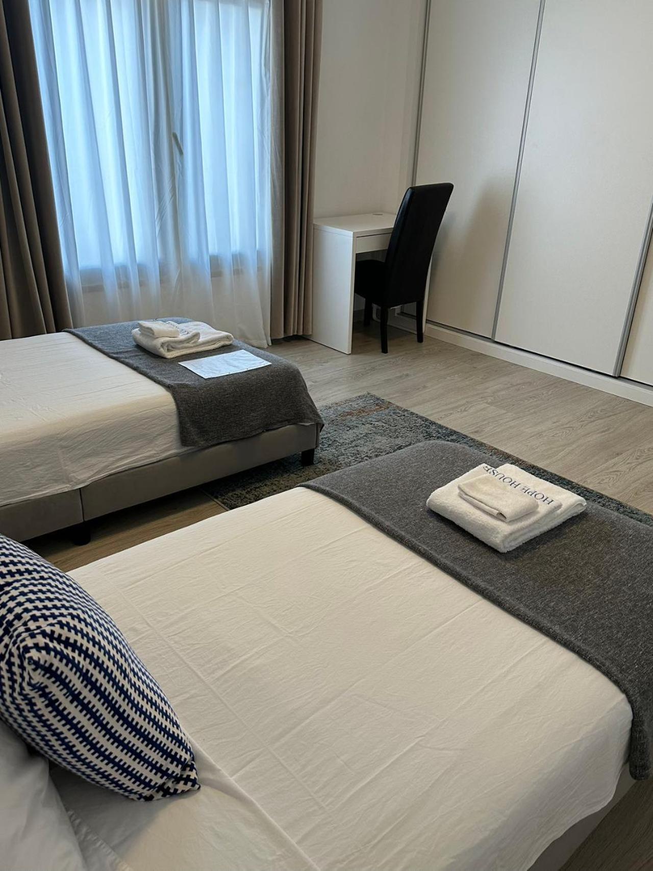 Hope House Parede Apartment Екстериор снимка